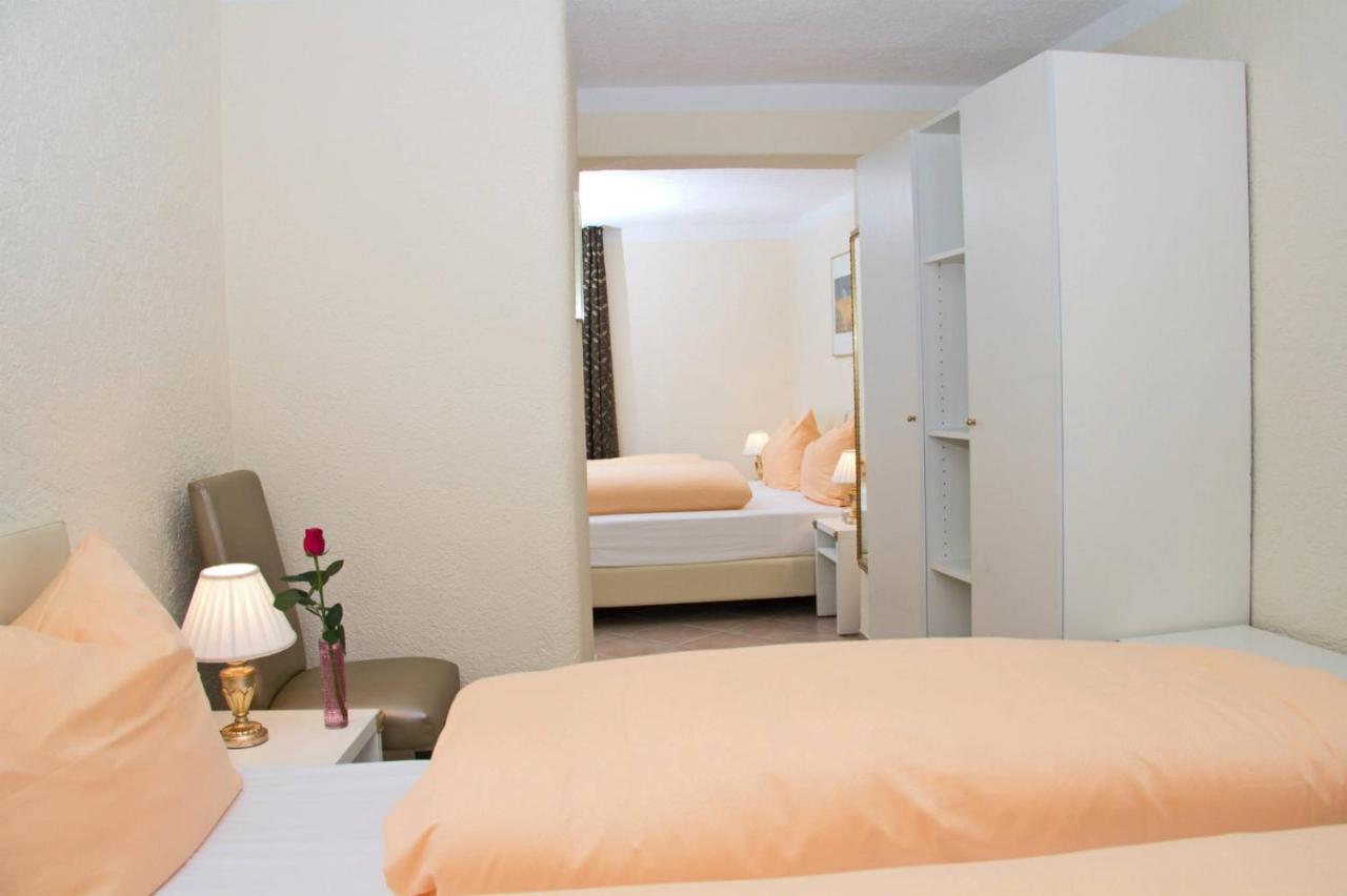 Hotel Albergo Mamma Rosa Wunsiedel Esterno foto