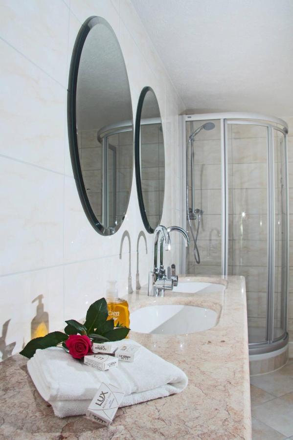 Hotel Albergo Mamma Rosa Wunsiedel Esterno foto
